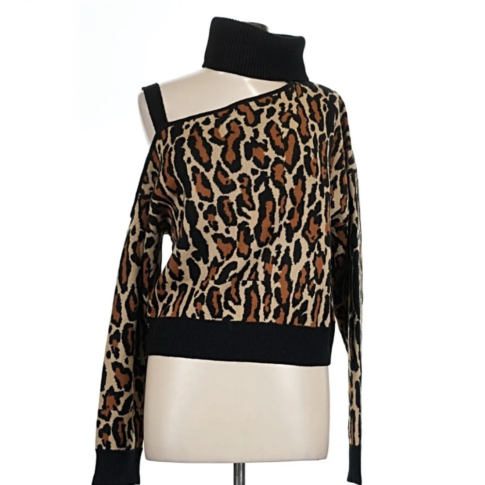 NBD Leopard Print Asymmetric Turtleneck Sweater - Black & Brown